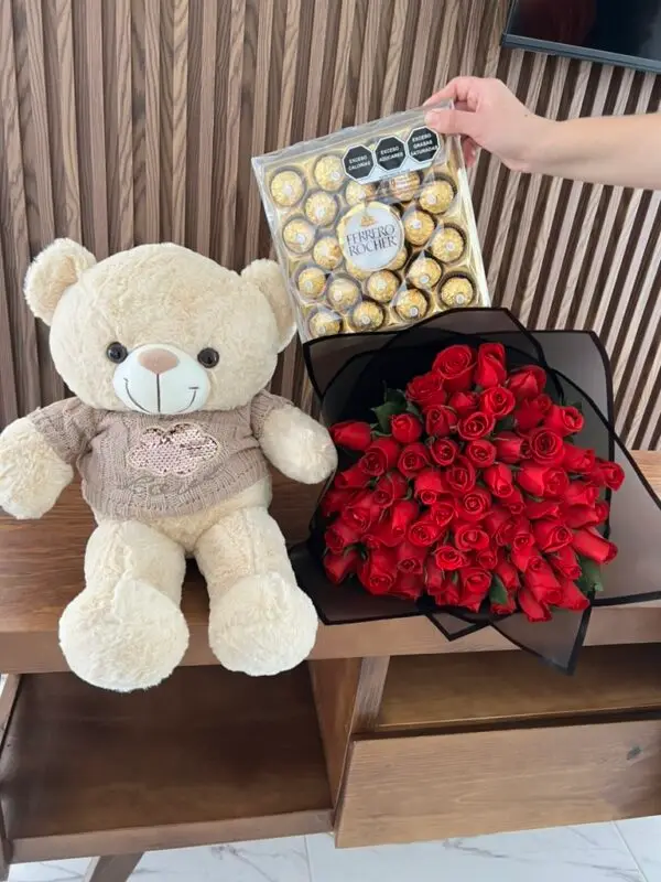 Rosas chocolates y osito de peluche en meteopec