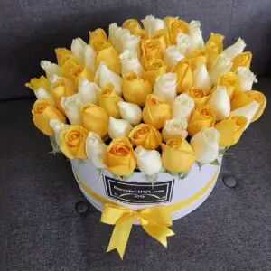 caja de rosas amarillas metepec